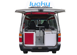 Heckansicht Roadie Campervan 3-Bett